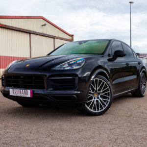 Porsche Cayenne Coupé 3.0 V6 462 ch E-Hybride - 2022 - 38 000€ d'options